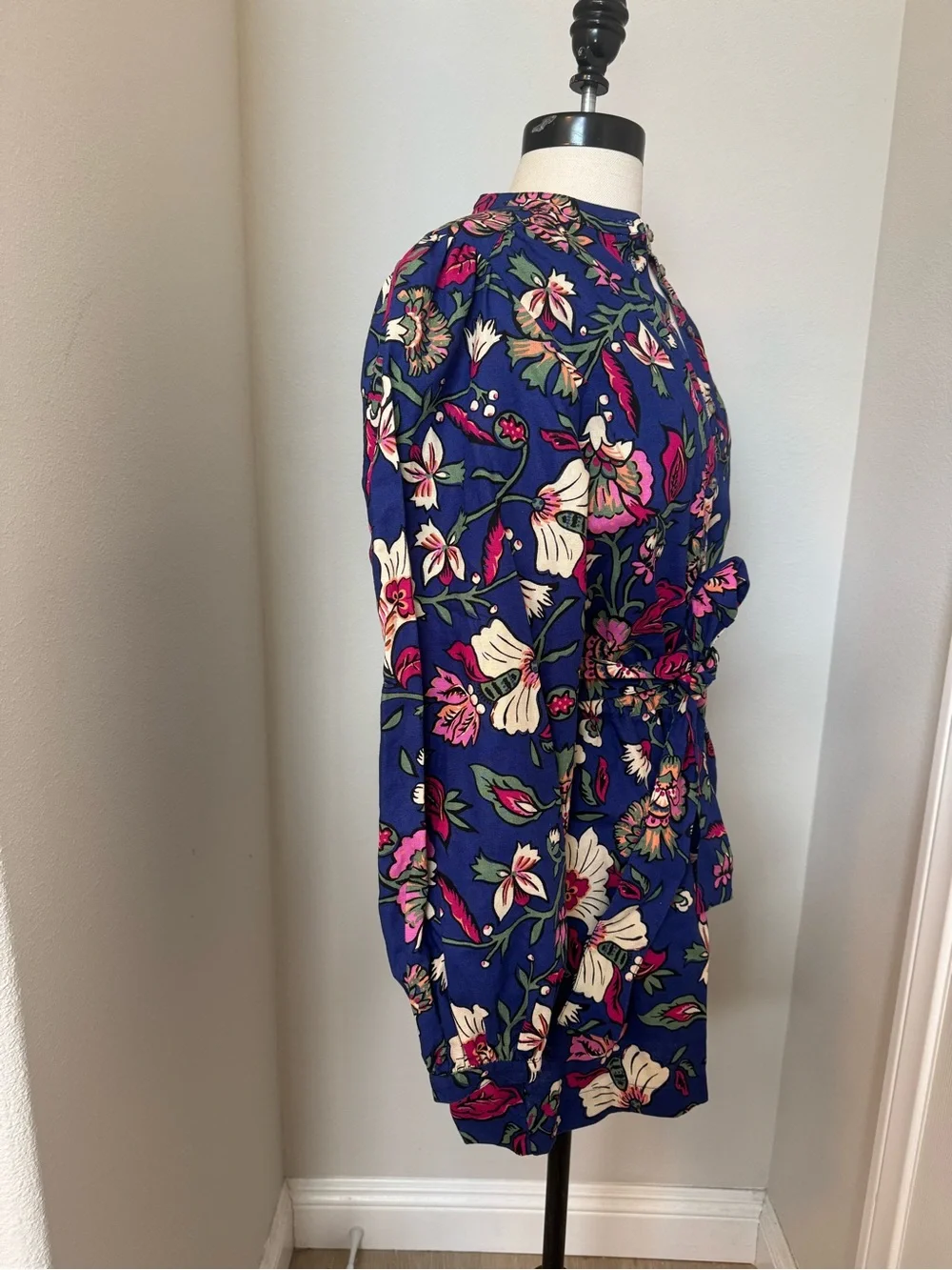 Sezane vibrant floral
